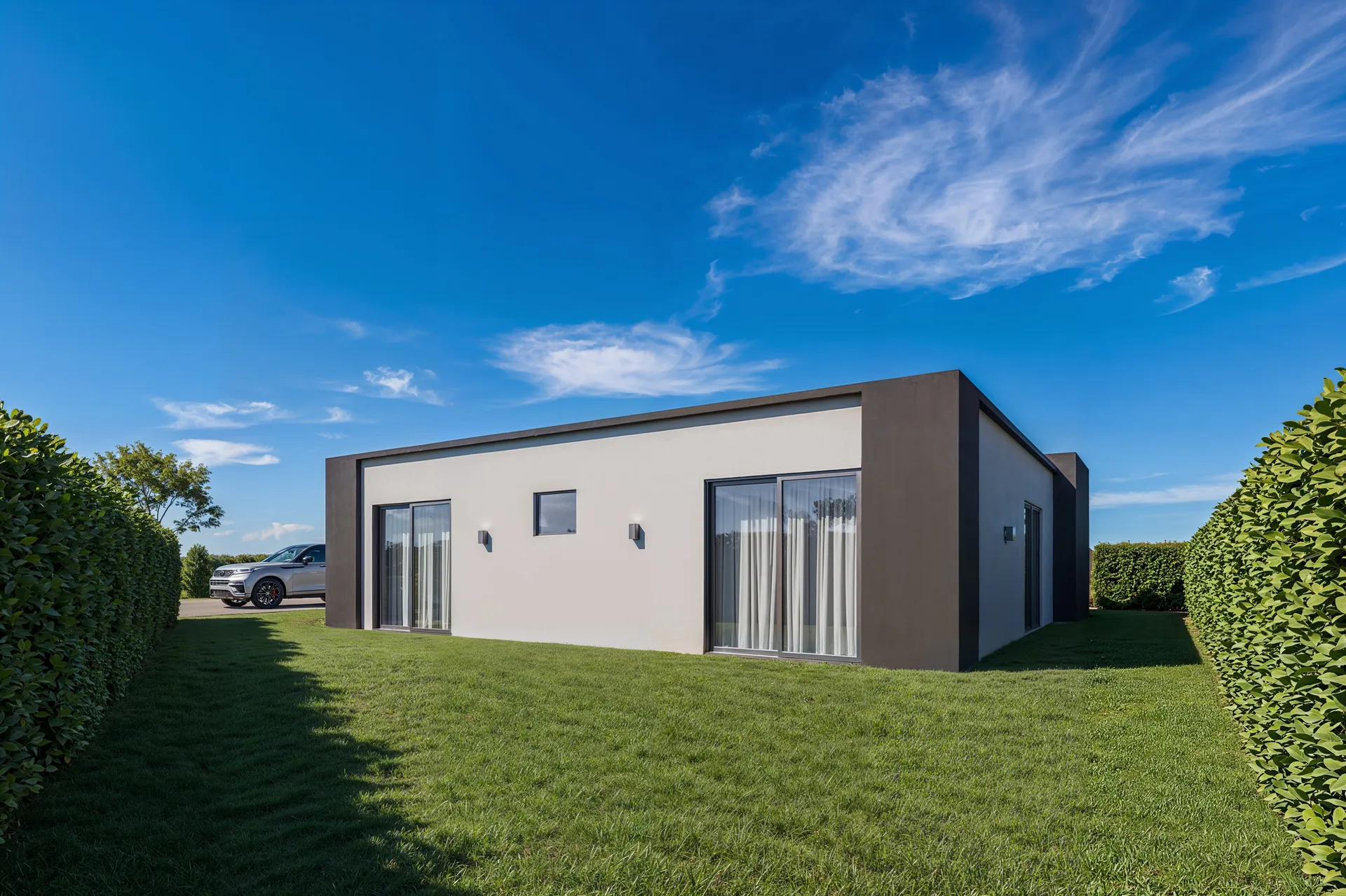 Moradia T4 — vista lateral